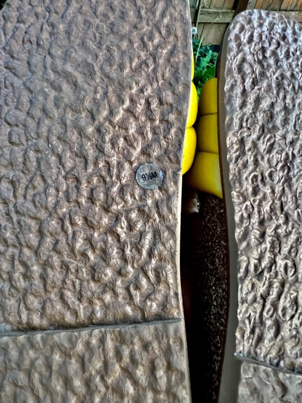 NWOB Vince Camuto Mustard Yellow Quilted Puffer Wedge Cork Slides Sandals 9-1/2 - Picture 11 of 16